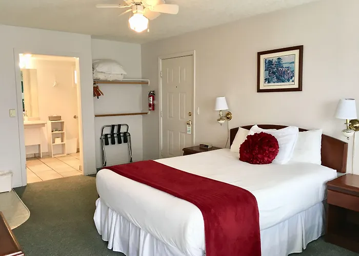 Cheap hotel: Casa Grande Inn